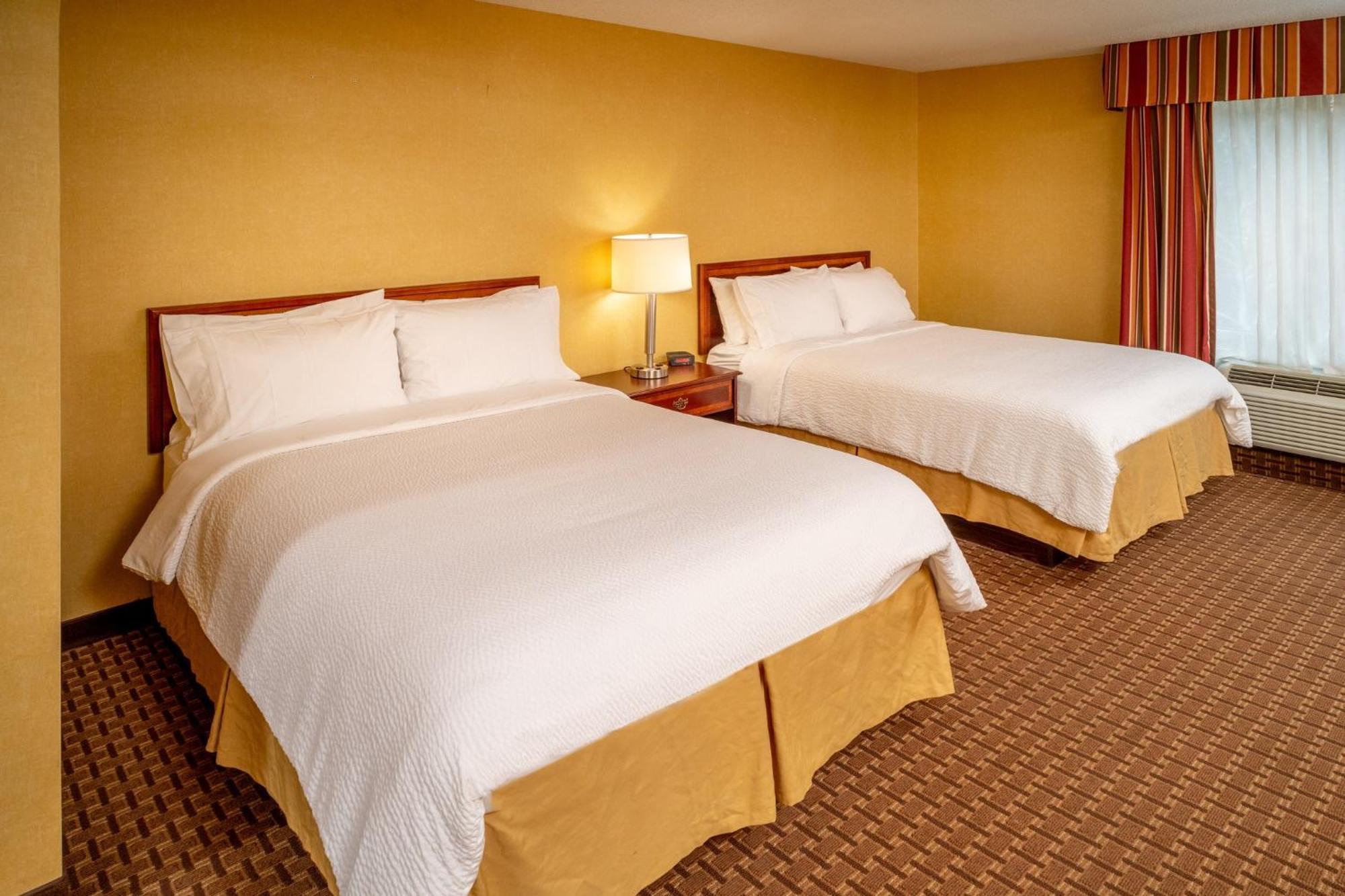 Holiday Inn Express And Suites Hazard By Ihg Eksteriør billede