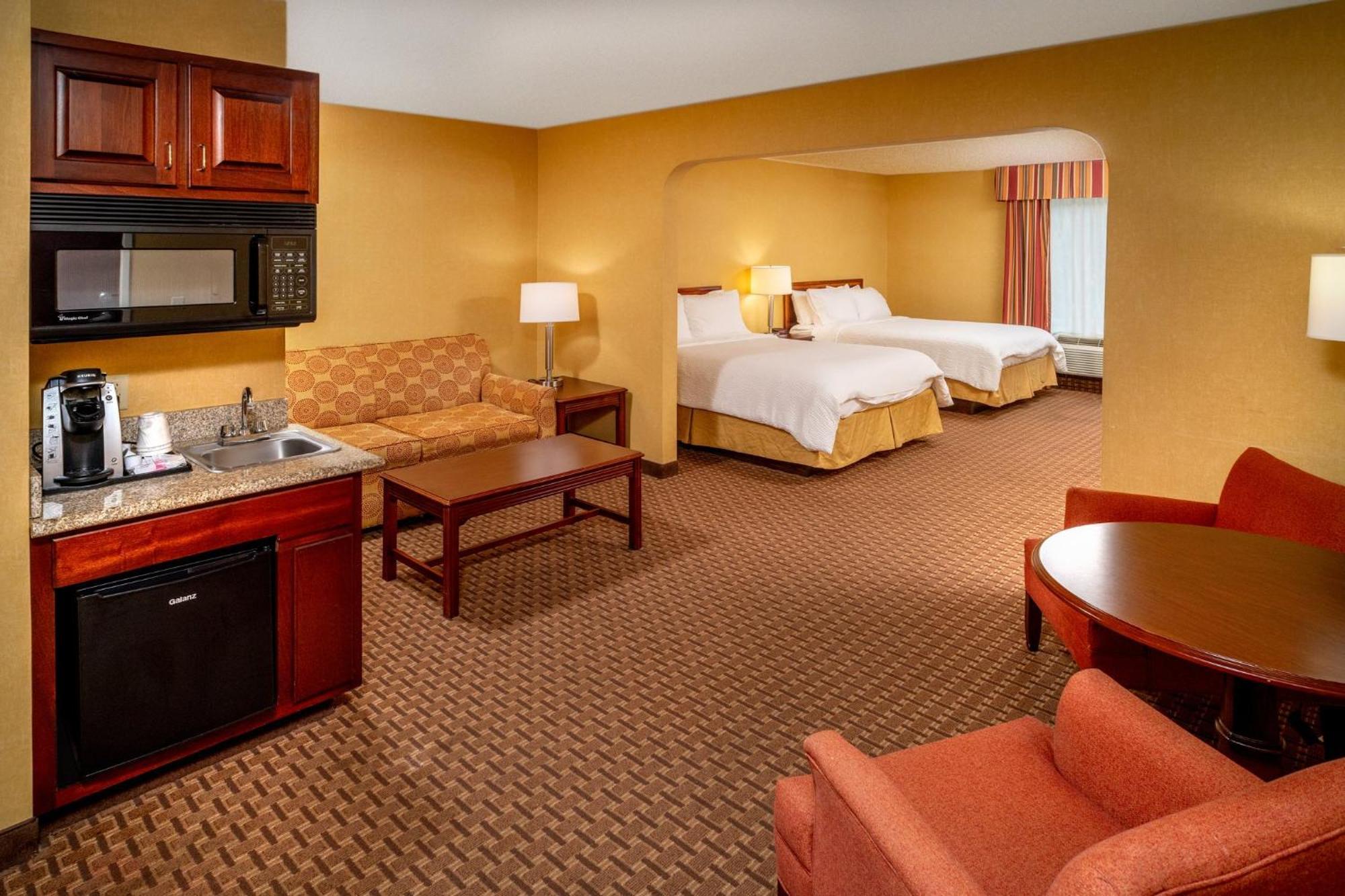 Holiday Inn Express And Suites Hazard By Ihg Eksteriør billede