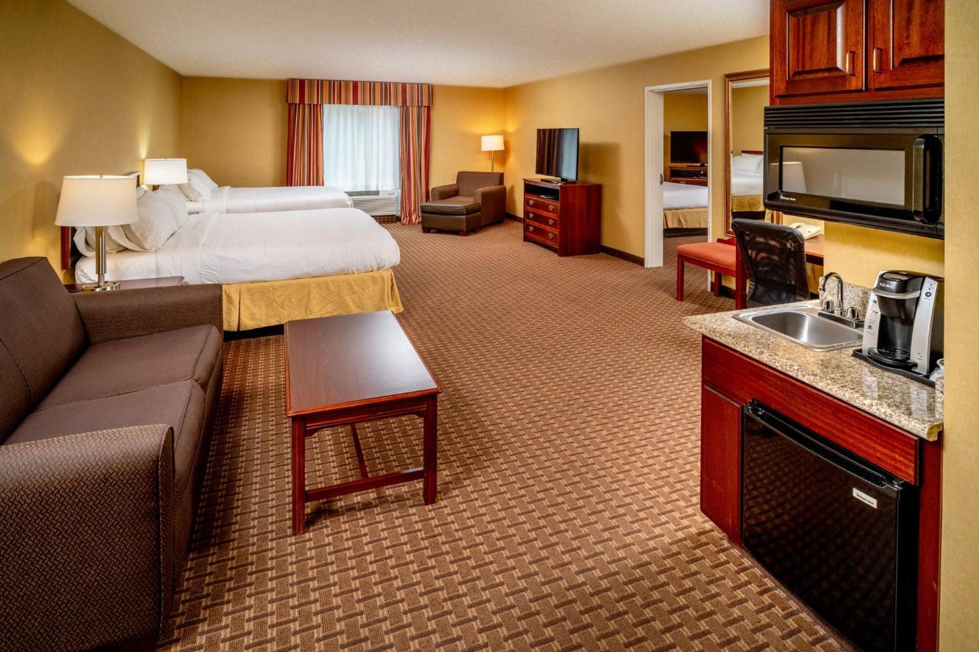 Holiday Inn Express And Suites Hazard By Ihg Eksteriør billede