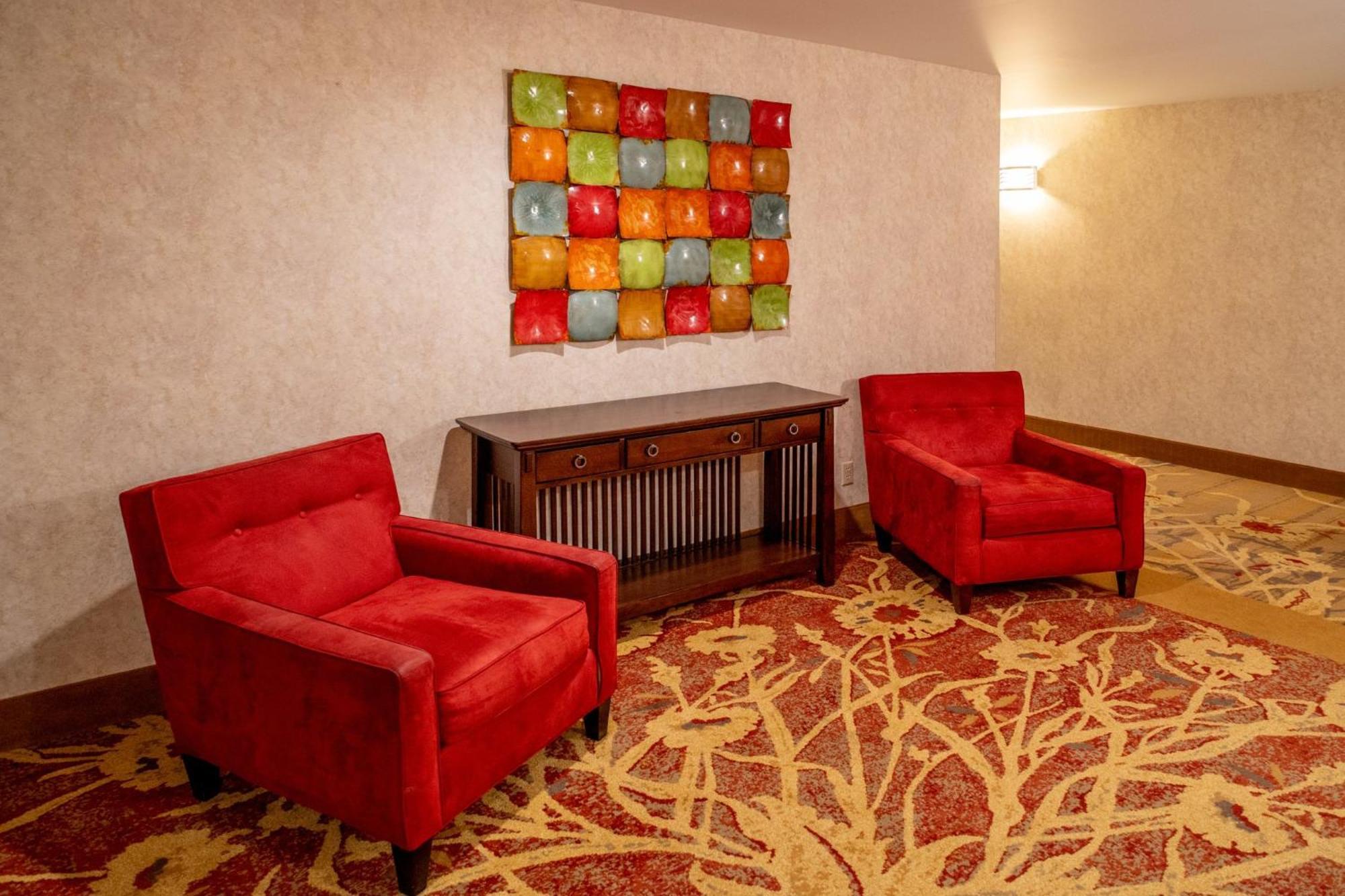 Holiday Inn Express And Suites Hazard By Ihg Eksteriør billede
