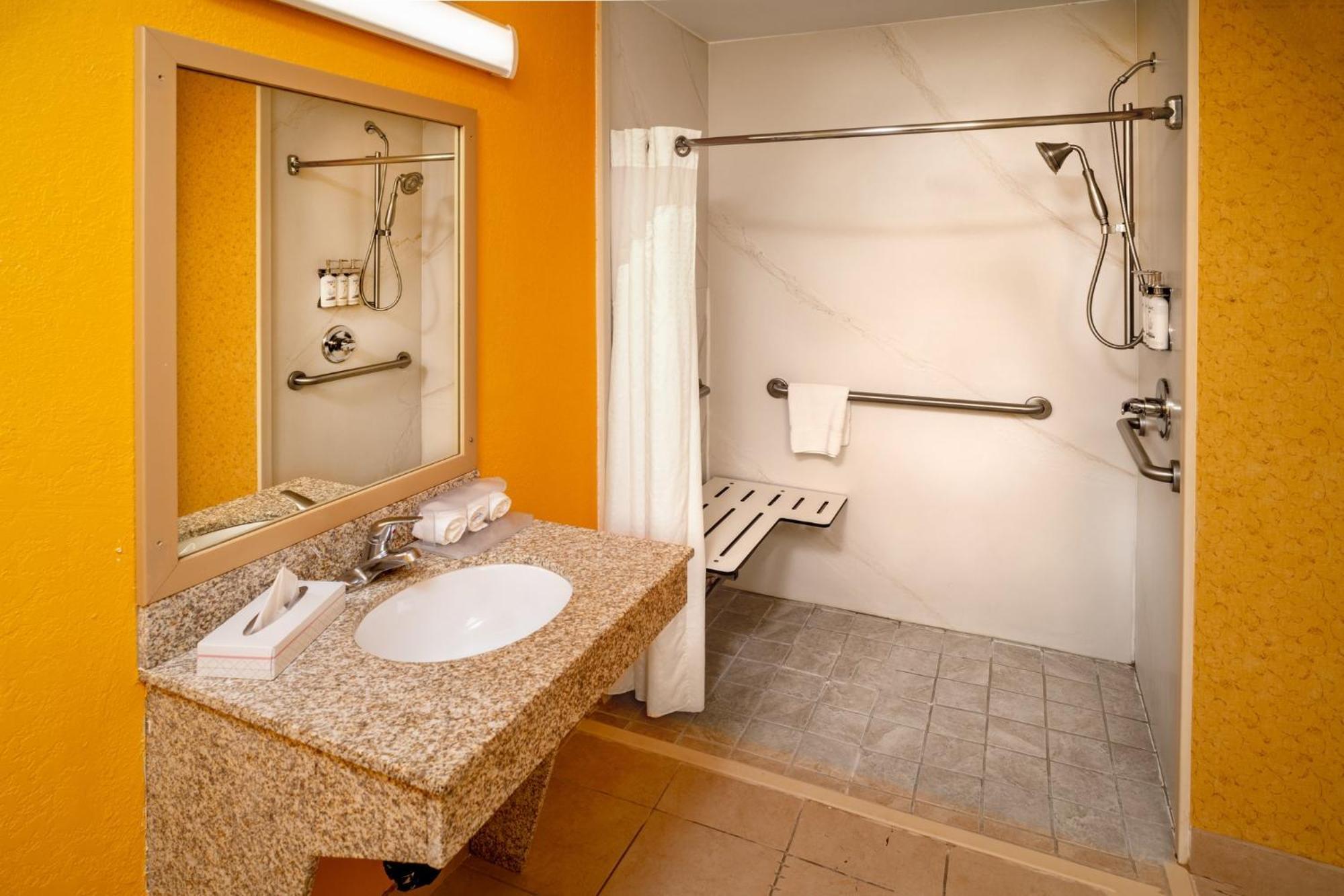 Holiday Inn Express And Suites Hazard By Ihg Eksteriør billede